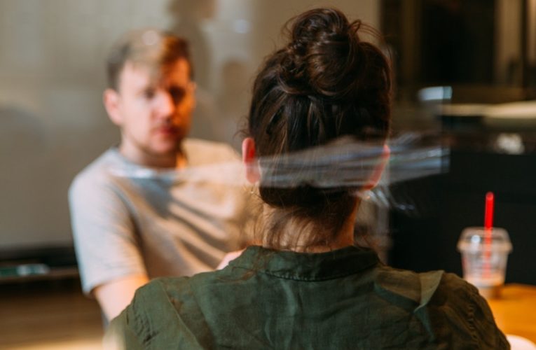 Denver: 3 WAYS TO TELL IF SOMEONE CARES FOR YOU
